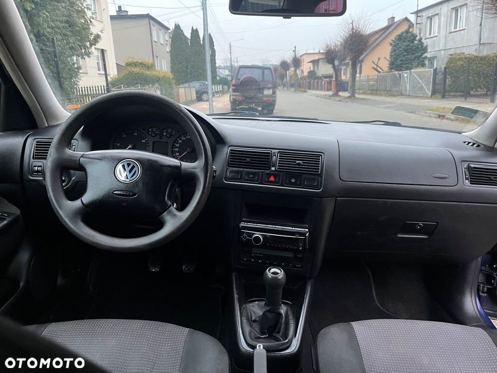 Volkswagen Golf 1.9 TDI Comfortline - 25