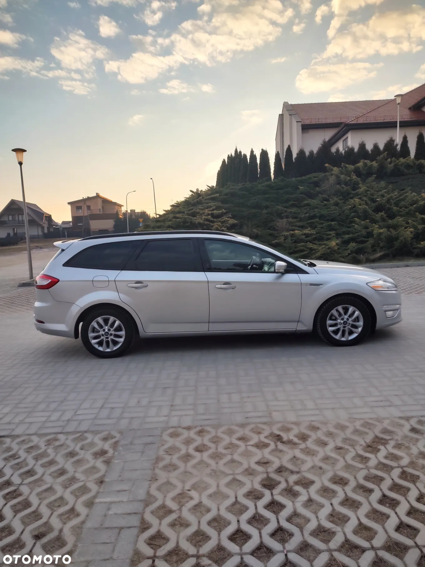 Ford Mondeo 2.0 TDCI Champions Edition - 4