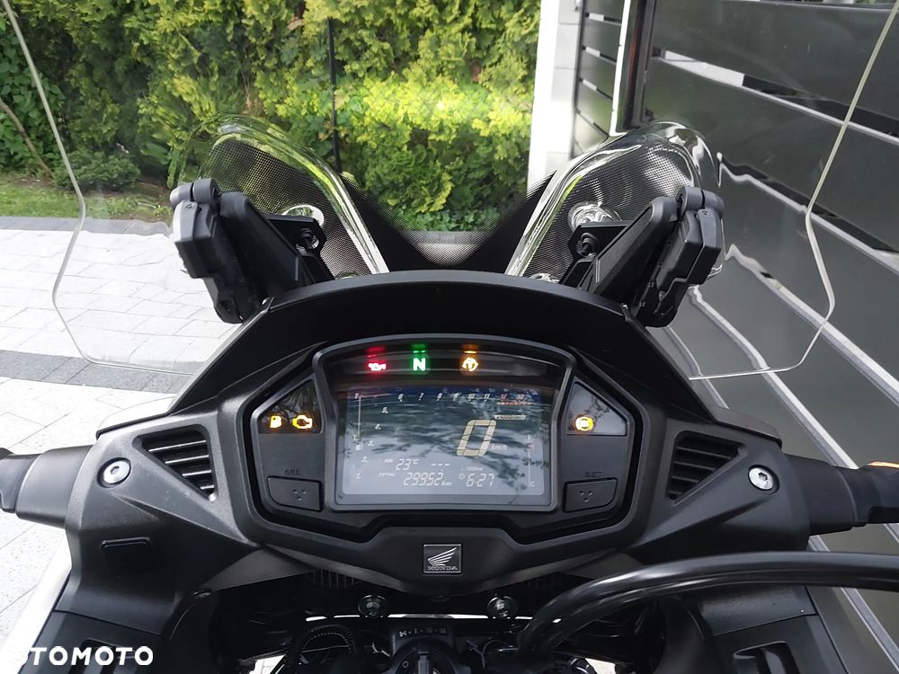 Honda VFR - 7