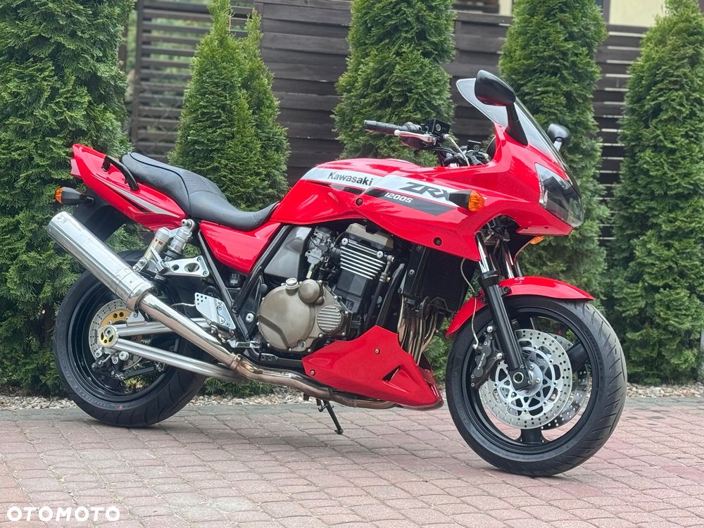 Kawasaki ZRX - 3