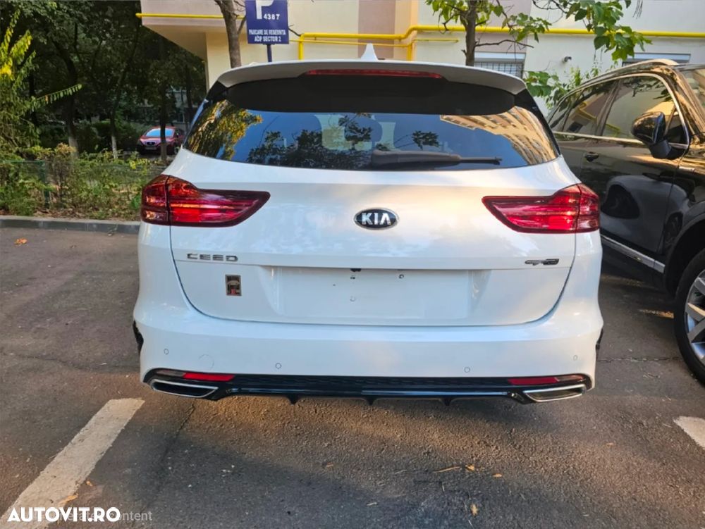 Kia Ceed 1.4 T-GDI 7DCT GT Line - 3
