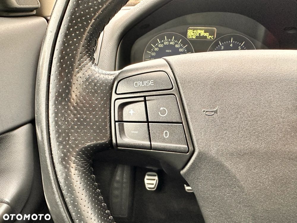 Volvo C30 2.0F R-Design - 19