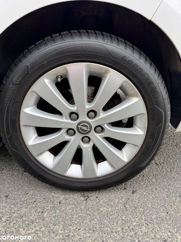 Opel Zafira - 17