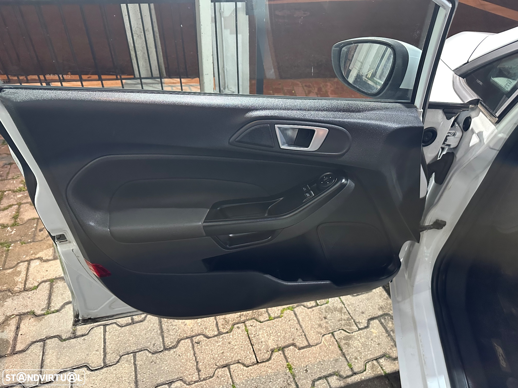 Ford Fiesta 1.5 TDCi Active+ - 10
