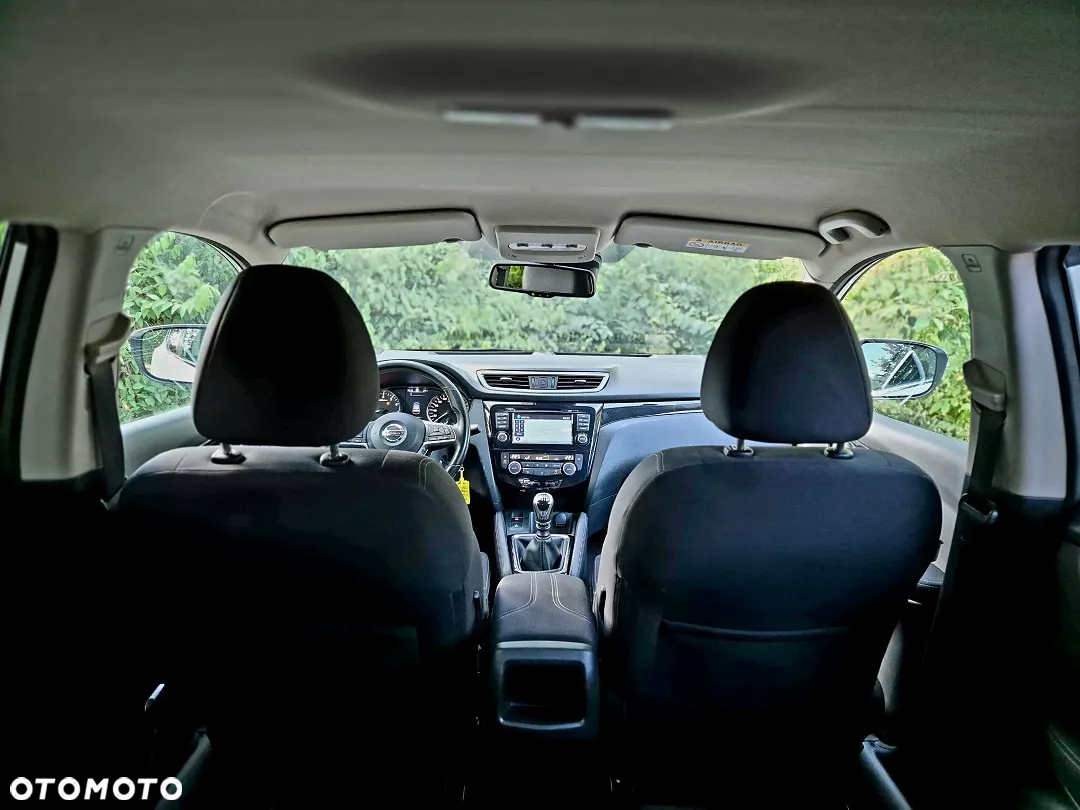 Nissan Qashqai 1.6 DIG-T N-Connecta - 17