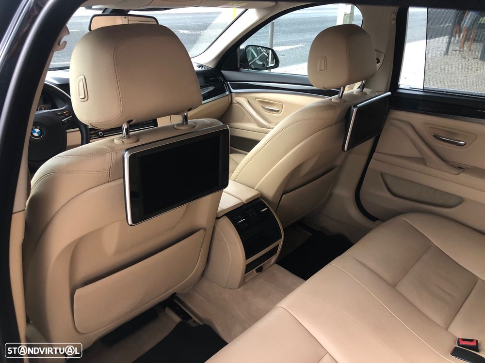 BMW 520 d Exclusive Auto 129g - 26