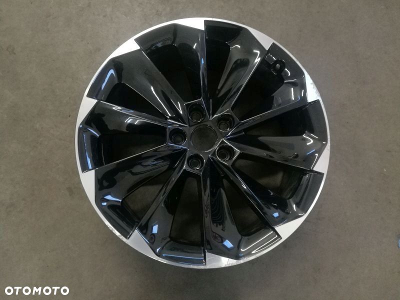 Alufelga 19" Skoda 8V0601025S - 1
