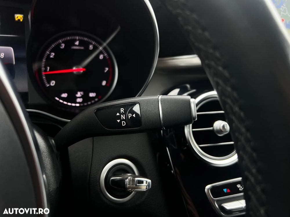 Mercedes-Benz GLC - 17