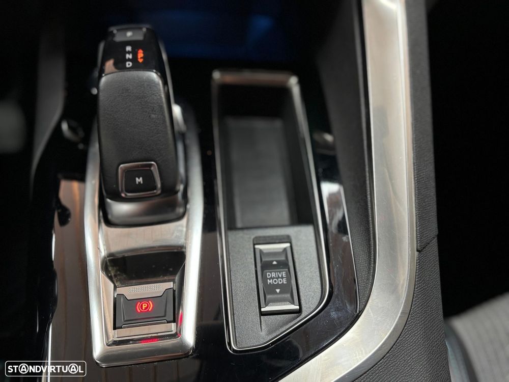 Peugeot 5008 1.5 BlueHDi Allure Pack EAT8 - 18