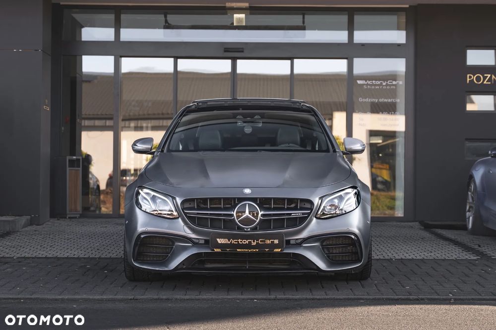 Mercedes-Benz Klasa E - 8