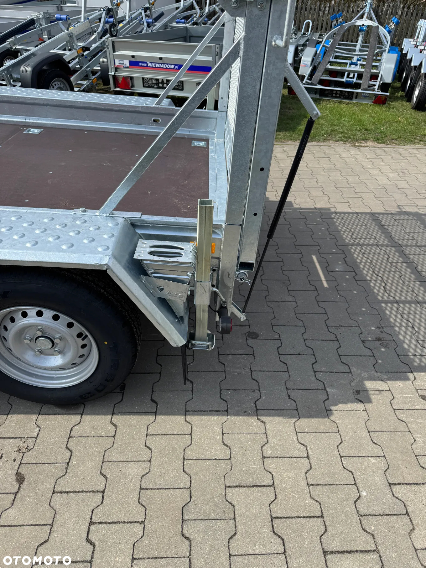 Niewiadów K2527 - 10
