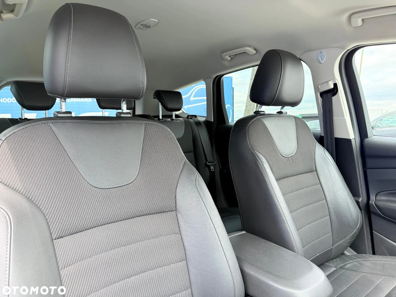 Ford Kuga 1.5 EcoBoost 2x4 Black & Silver - 18