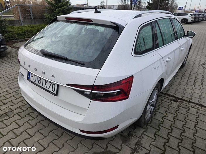 Skoda Superb 1.5 TSI Ambition DSG - 5