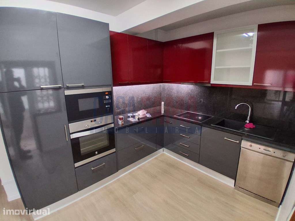 Apartamento T2 remodelado - Gondomar - Grande imagem: 2/23