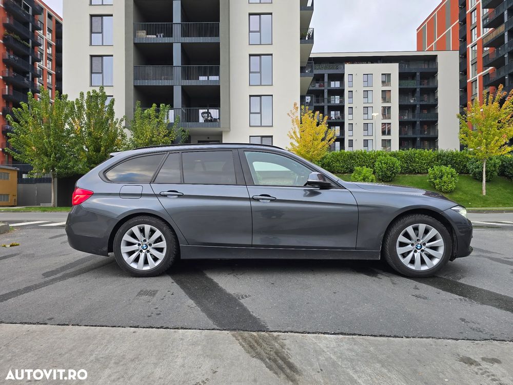 BMW Seria 3 320d xDrive Aut. Sport Line - 7