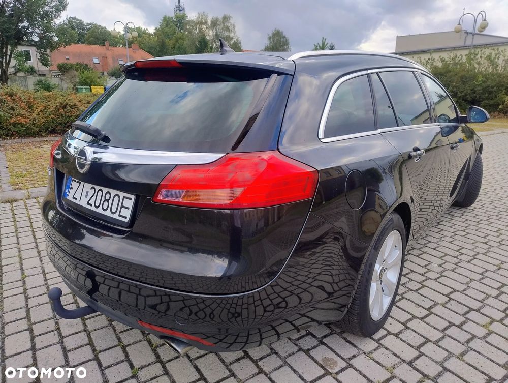 Opel Insignia 2.0 T Cosmo - 3