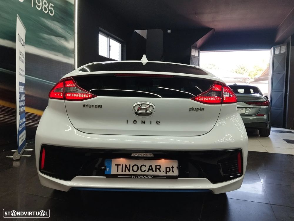 Hyundai Ioniq 1.6 GDI PHEV Tech - 12