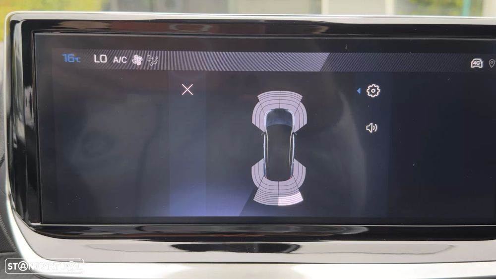 Peugeot 2008 1.2 Hybrid Allure e-DCS6 - 23