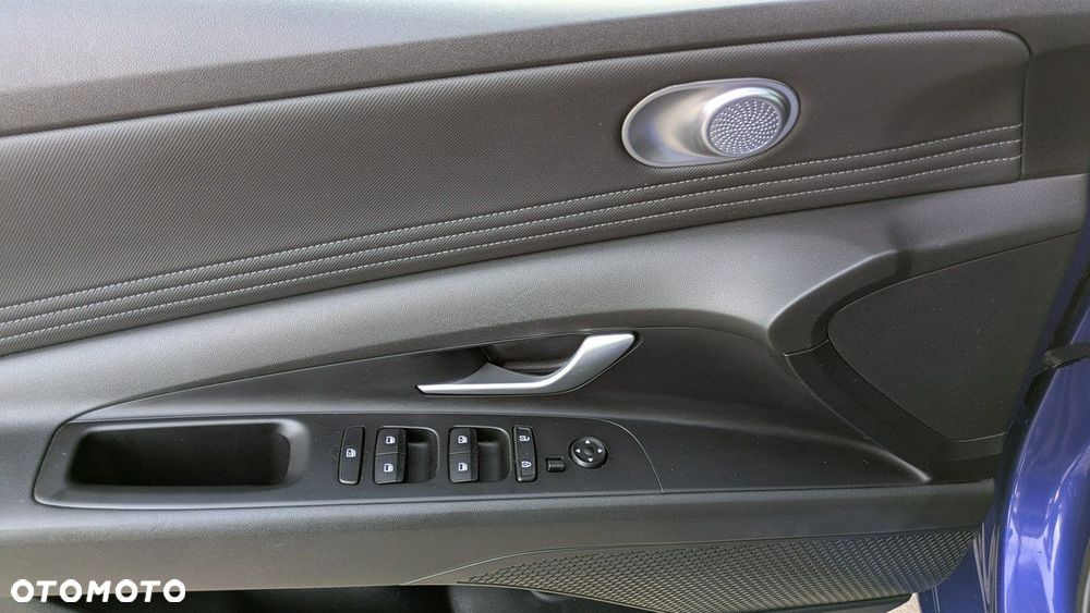 Hyundai Elantra - 15