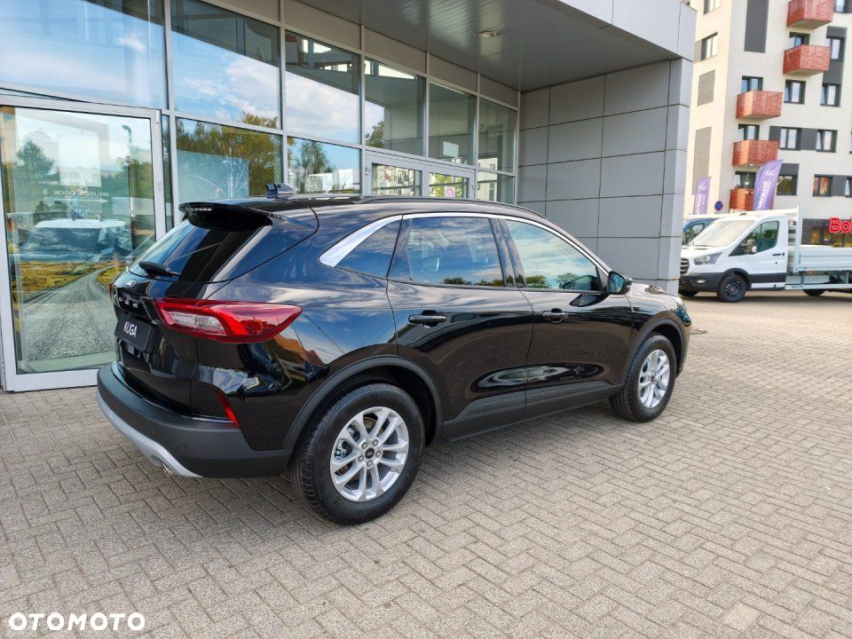 Ford Kuga - 8