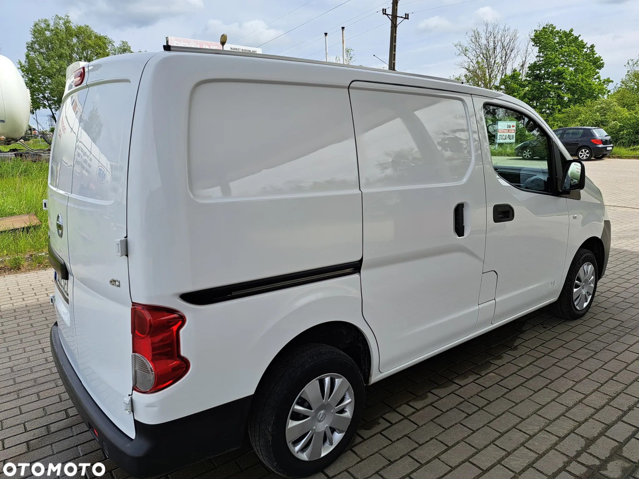 Nissan NV200 - 8
