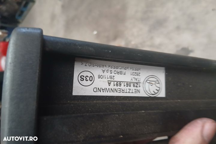 Rulou plasa despartitoare 1Z9861691A 1Z9861691A Skoda Octavia 2 [2004 - 3