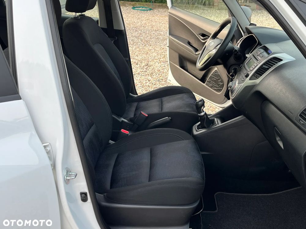 Hyundai ix20 1.4 blue Comfort - 10