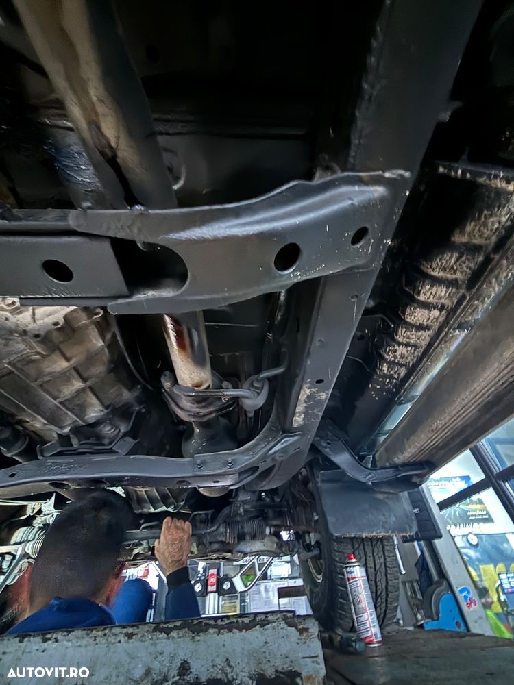 Toyota Land Cruiser 90 TD4-D L. - 18