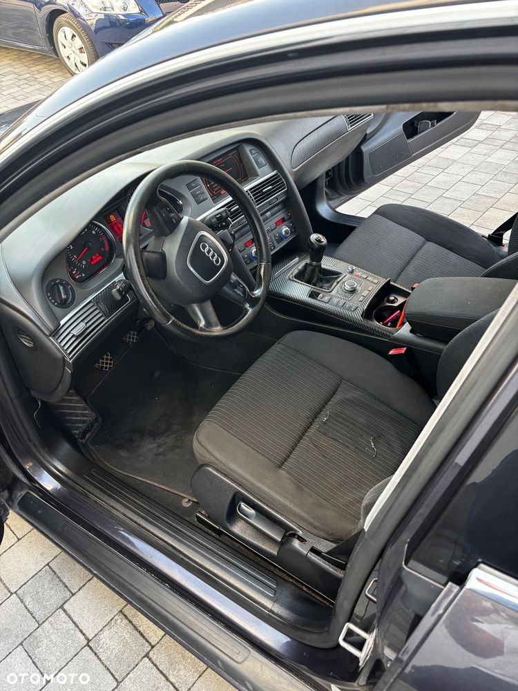 Audi A6 Limousine 2.4 - 7