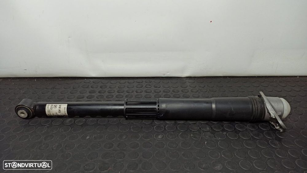 AMORTECEDOR TRASEIRO DIREITO VOLKSWAGEN GOLF VIII LIM. (CD1) LIFE - 2