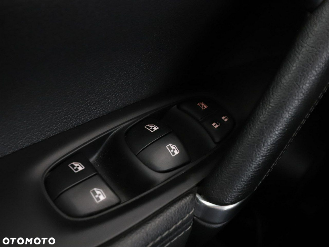 Nissan Qashqai 1.3 DIG-T DCT TEKNA - 34