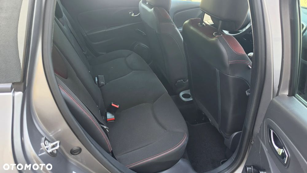 Renault Clio 1.2 16V 75 Dynamique - 26