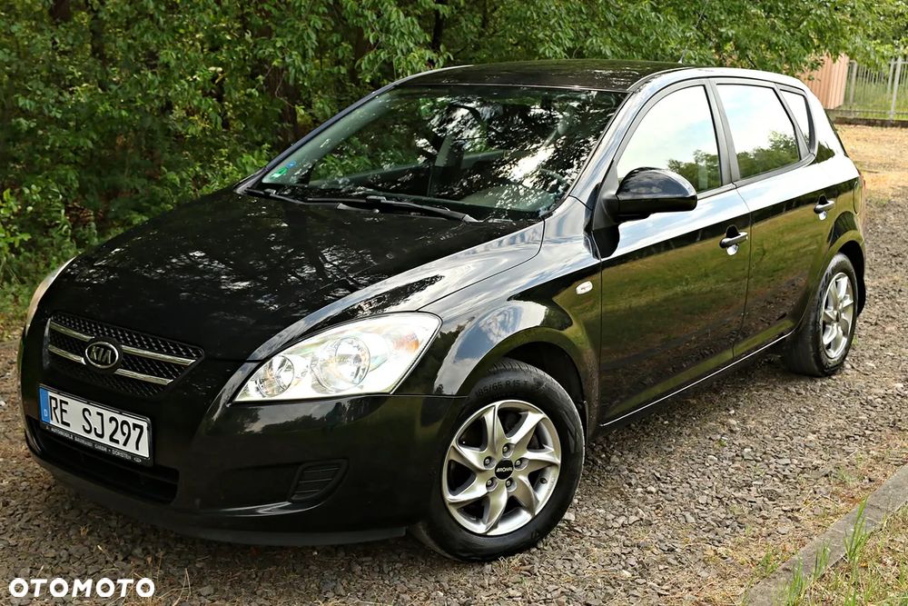 Kia Ceed 1.4 CVVT Attract - 17