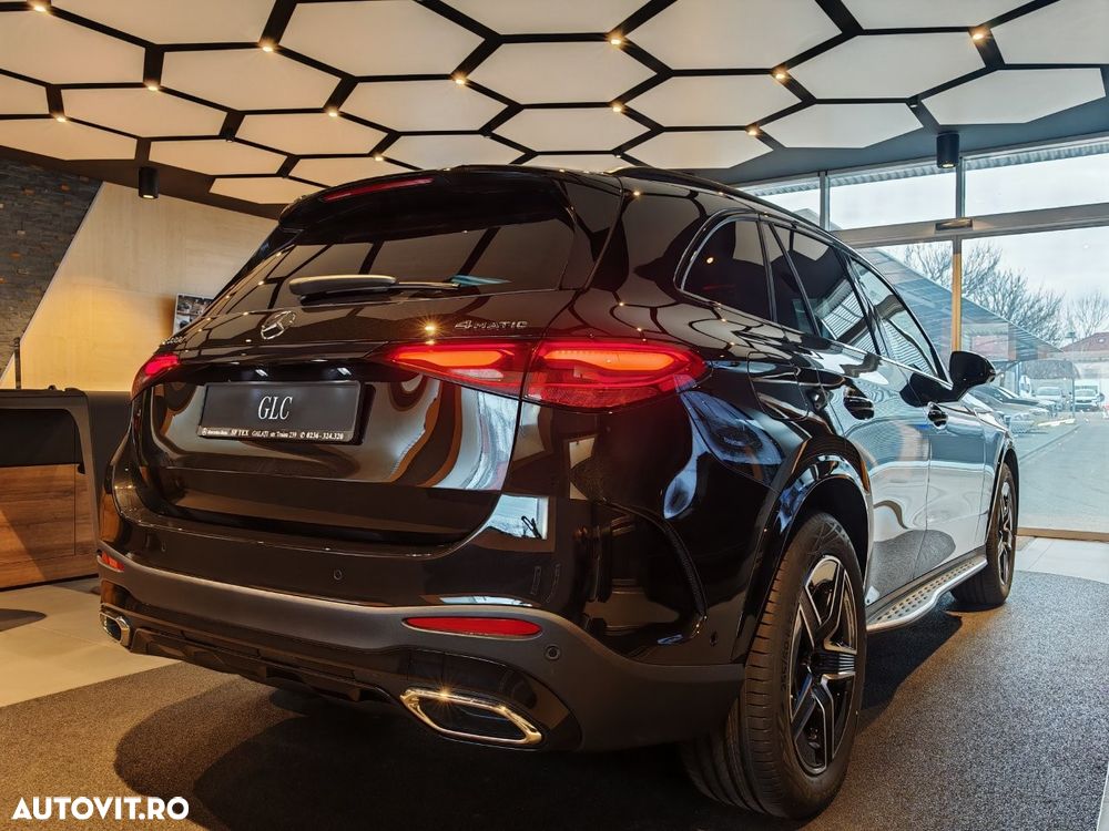 Mercedes-Benz GLC 220 d 4MATIC MHEV - 13