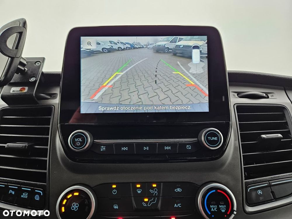 Ford transit-custom L2H2 *69900zł NETTO* Zabudowa warsztatowa 2.0TdCi/170KM - 36