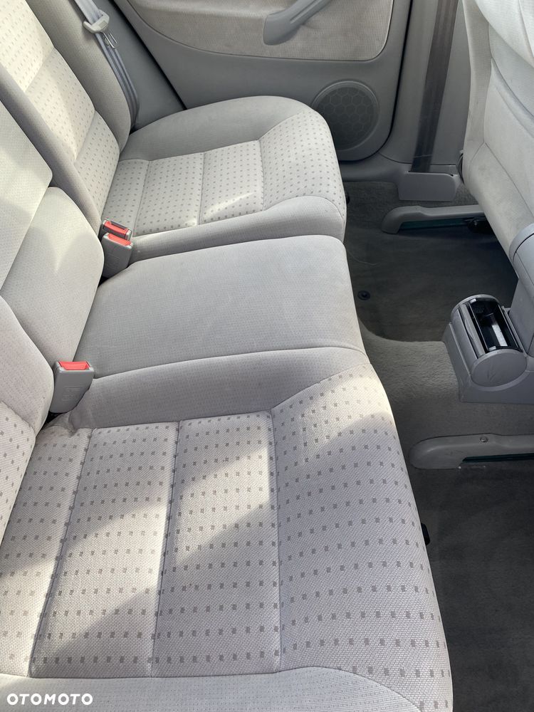 Volkswagen Golf 1.6 - 36