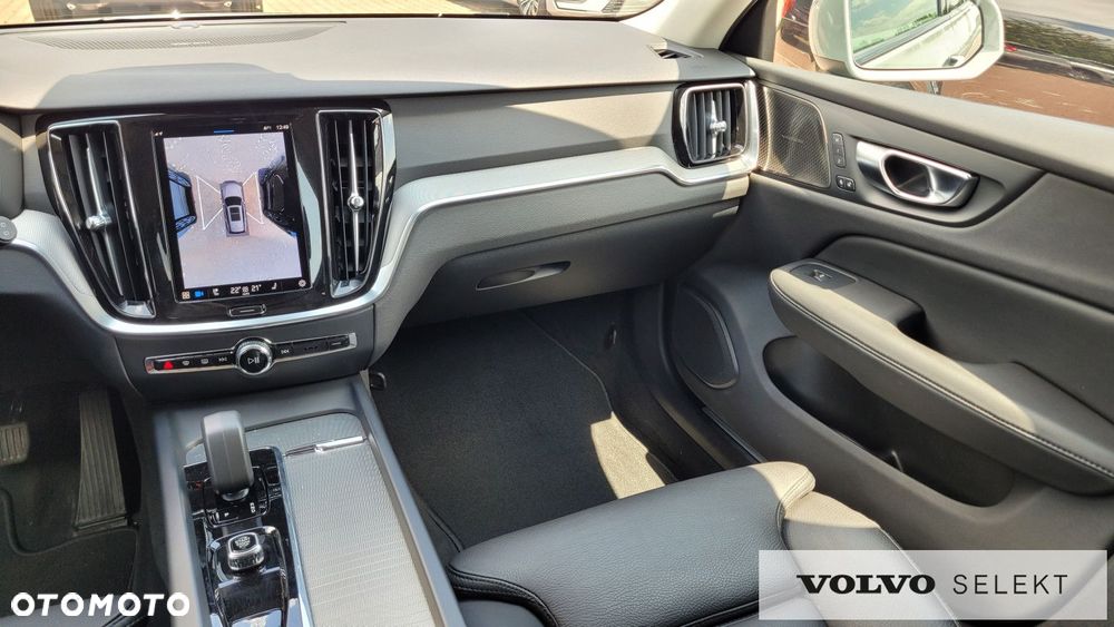 Volvo V60 Cross Country - 26