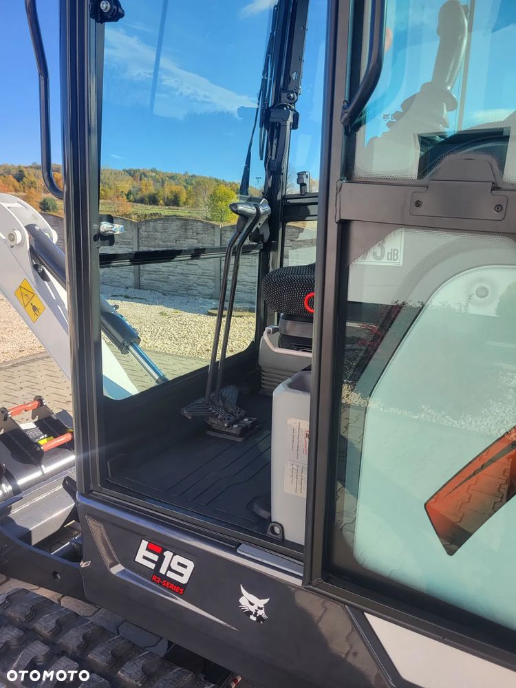 Bobcat E19  R2-SERIES - 23