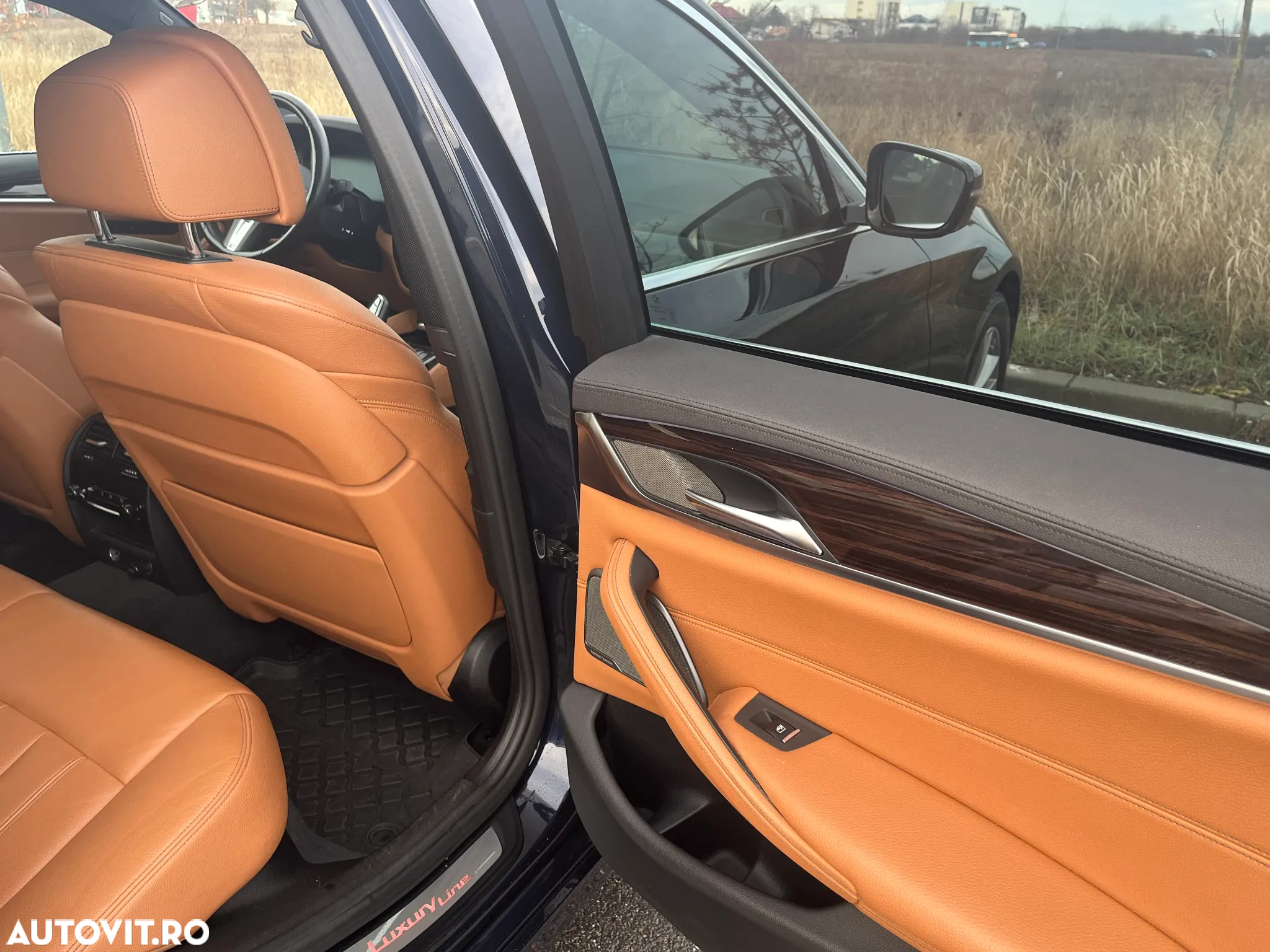 BMW Seria 5 520d Aut. Luxury Line - 26