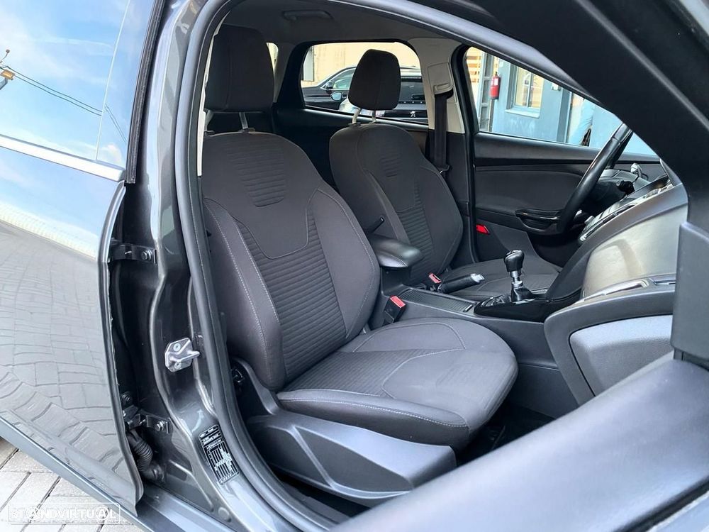 Ford Focus SW 1.5 TDCi Titanium - 5