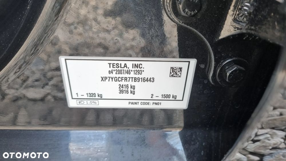 Tesla Model Y Standard - 36