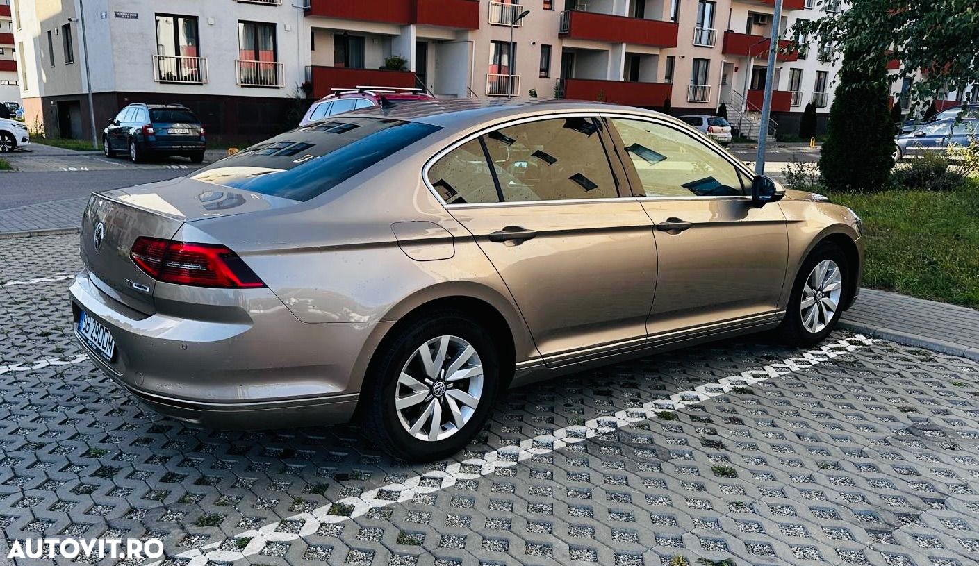 Volkswagen Passat 1.6 TDI (BlueMotion Technology) DSG Comfortline - 1