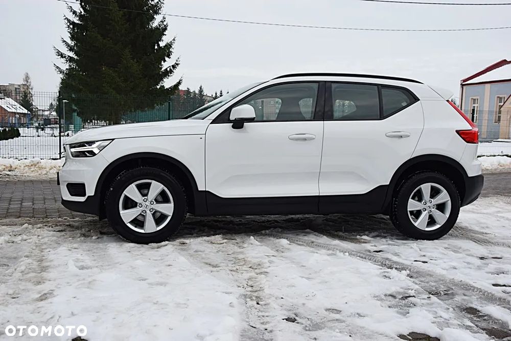 Volvo XC 40 T2 Essential - 11