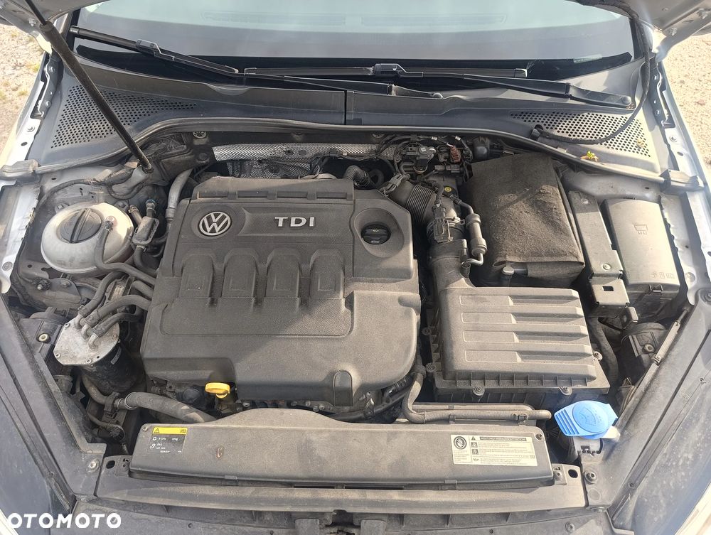 Volkswagen Golf 1.6 TDI BlueMotion Trendline - 13