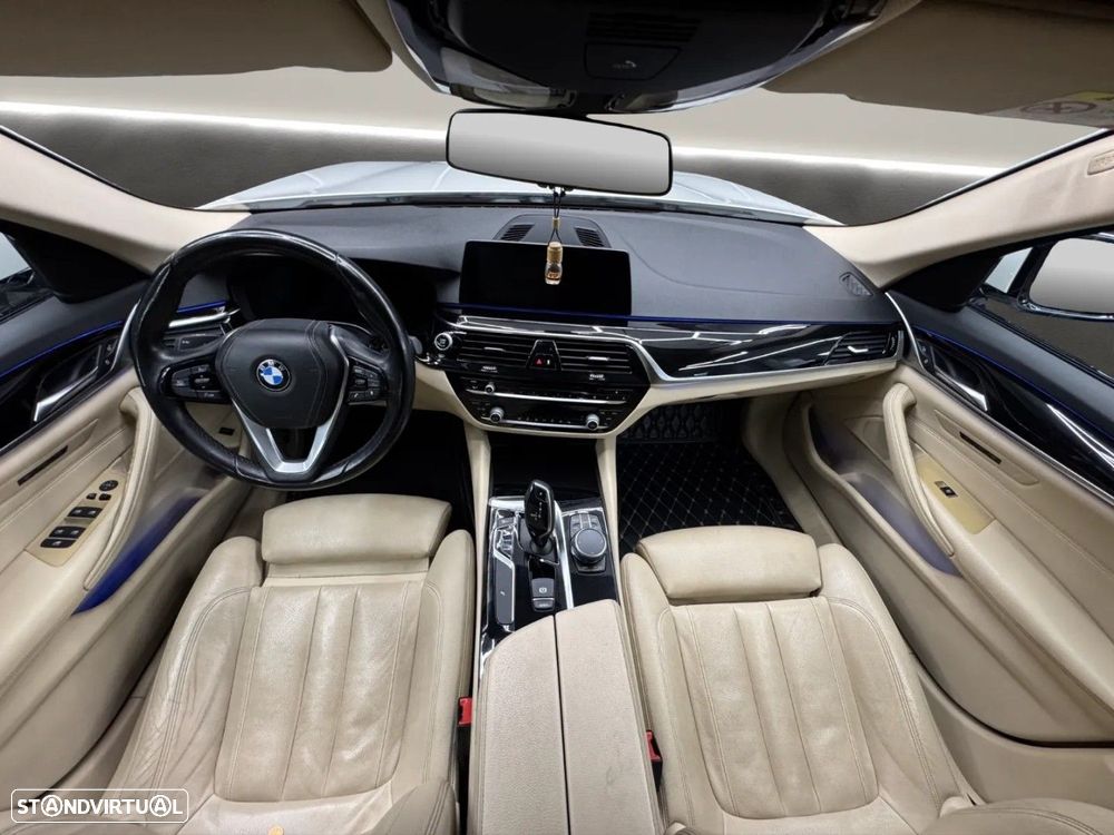 BMW 520 d Line Luxury Auto - 13