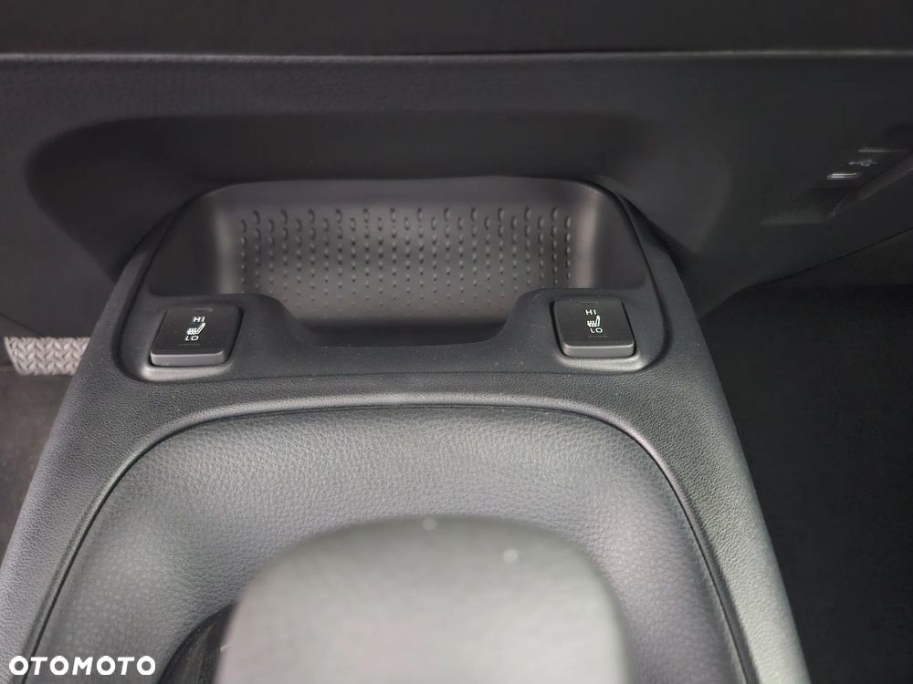 Suzuki Swace 1.8 Hybrid Premium Plus CVT - 14