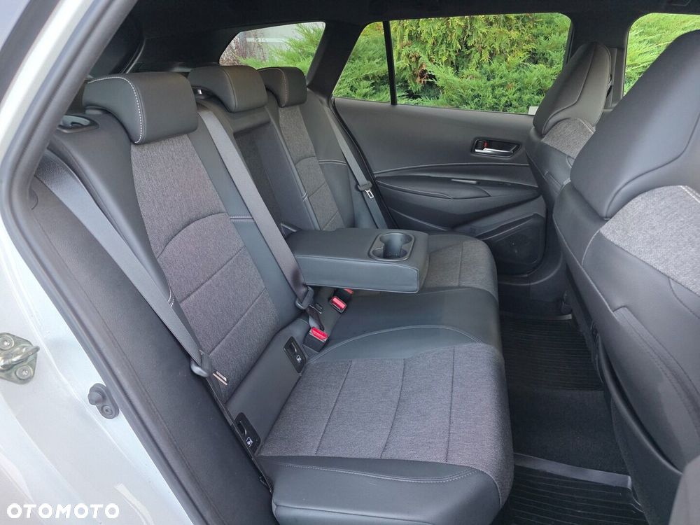 Toyota Corolla 1.8 Hybrid Style - 21