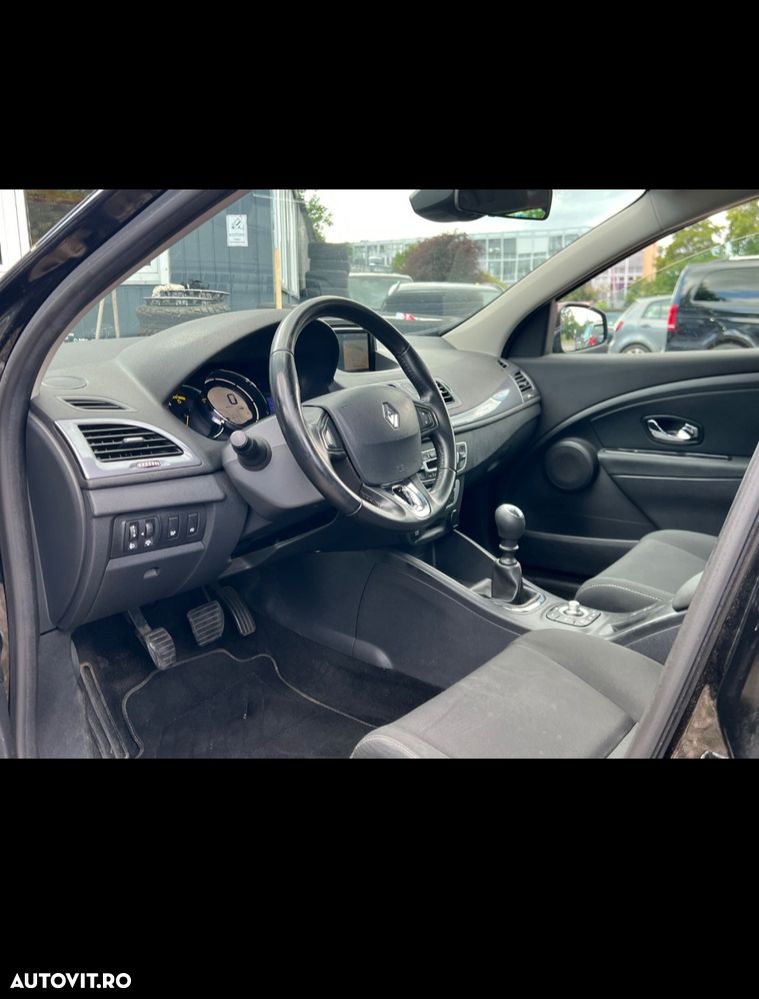 Renault Megane - 13