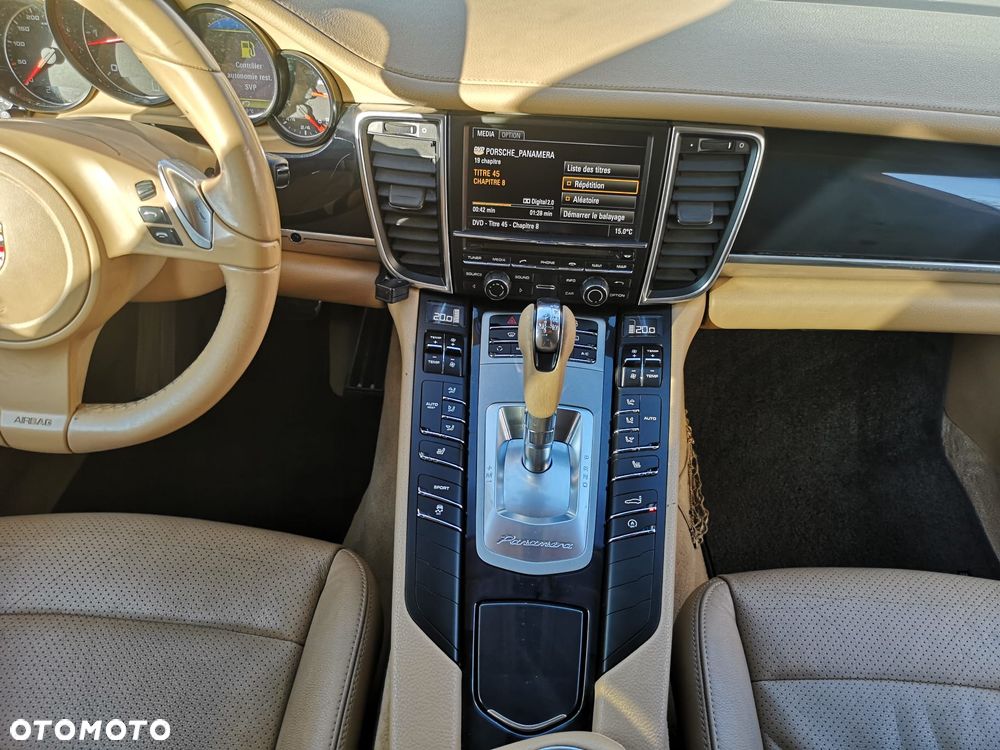 Porsche Panamera Diesel Platinum Edition - 19