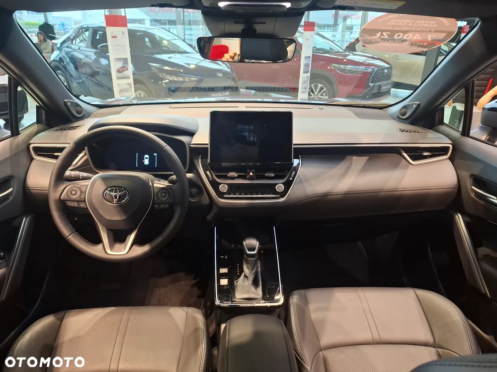 Toyota Corolla Cross 2.0 Hybrid Executive - 15